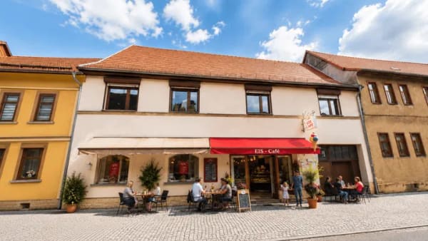 Immobilie in Weißensee - Wohn- und Geschäftshaus mit enormem Potenzial in der Innenstadt von Weißensee - Bild 0
