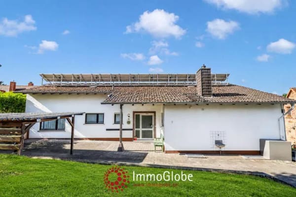 Immobilie in Imsbach - Wohnen auf einer Ebene – großzügiger Bungalow mit ertragsstarker PV-Anlage - Bild 0