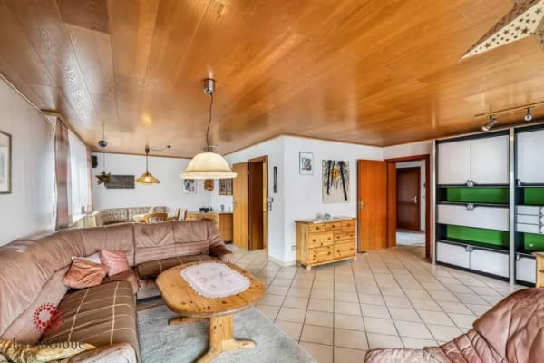 Immobilie in Imsbach - Wohnen auf einer Ebene – großzügiger Bungalow mit ertragsstarker PV-Anlage - Bild 3