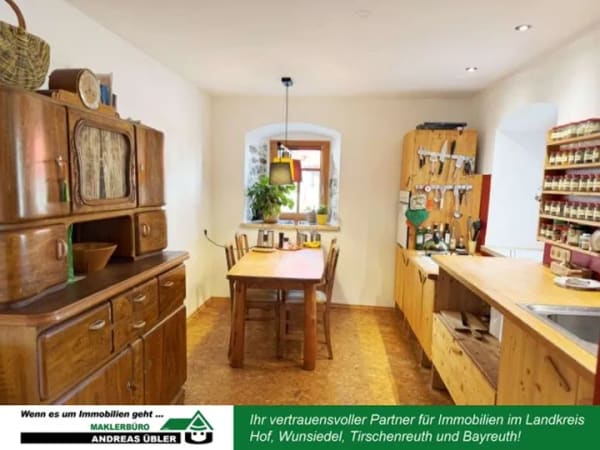 Immobilie in Höchstädt im Fichtelgebirge - Ländlicher Charme - Haus mit Herz und Platz - Bild 2