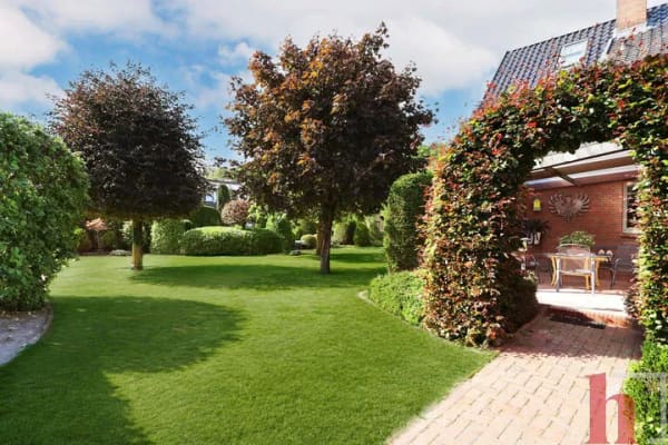 Immobilie in Neuenkirchen-Vörden - Großzügiges Zweifamilienhaus mit Wintergarten, Sauna & charmantem Garten - Bild 4