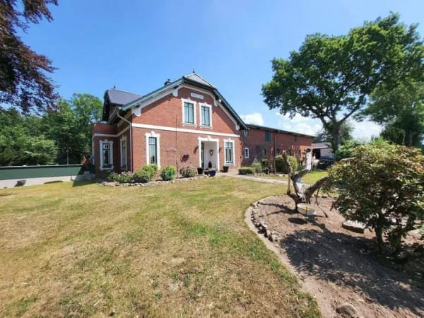 Immobilie in Breitenberg - SELTEN !!! Exklusives Landanwesen mit historischem Charme, Pferdehaltung und vielseitigen Nutzungsmöglichkeiten in 25597 Breitenberg - Bild 1