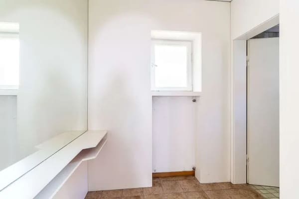 Immobilie in Hollfeld - Wohnen und Arbeiten an einem Ort – außergewöhnliches Anwesen mit vielseitigem Flächenangebot - Bild 3