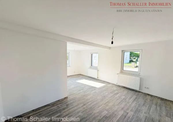 Immobilie in Lonnerstadt - Modernisiertes EFH mit Einliegerwohnung, großem Garten  vielseitigen Nutzungsmöglichkeiten - Bild 4