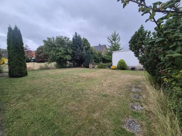 Immobilie in Springe - Mehrfamilienhaus mit drei Wohneinheiten – Freie Gestaltungsmöglichkeiten in attraktiver Wohnlage - Bild 1