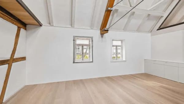 Immobilie in Münster (Hessen) - Außergewöhnliche Maisonettewohnung im historischen Hofensemble - Bild 4