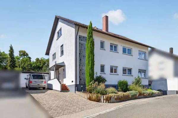 Immobilie in Kraichtal - Solides Zweifamilienhaus mit Potenzial - Bild 0