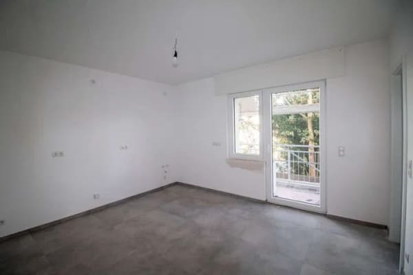 Immobilie in Kettig - Moderne Erdgeschosswohnung im Herzen von Kettig - Erstbezug mit Balkon und Garage! - Bild 3