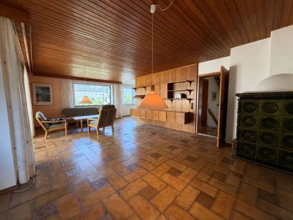Immobilie in Holzgünz - Freistehendes Einfamilienhaus mit Garten, Balkon und Terrasse in Holzgünz – idyllische Privatsphäre - Bild 3