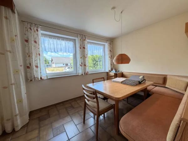 Immobilie in Holzgünz - Freistehendes Einfamilienhaus mit Garten, Balkon und Terrasse in Holzgünz – idyllische Privatsphäre - Bild 4