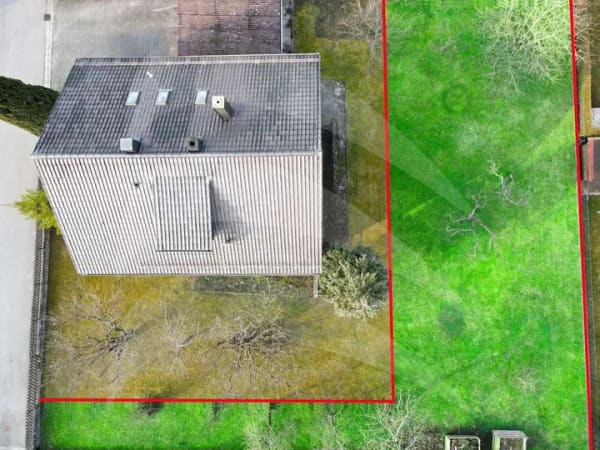 Immobilie in Mallersdorf-Pfaffenberg - Dreifamilienhaus mit Renovierungspotenzial - Bild 3