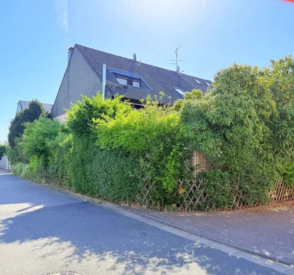 Immobilie in Hattersheim - Platzwunder für die ganze Familie – Reihenendhaus mit Anbau, Terrasse, Balkon, Dachloggia und Garage - Bild 4