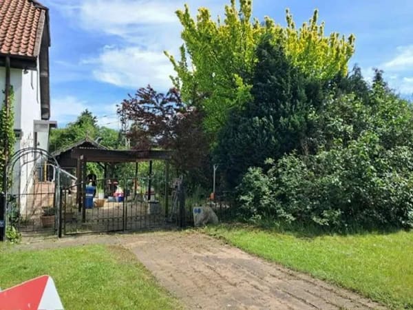 Immobilie in Oyten - Doppelhaushälfte mit Potenzial in Oyten-Sagehorn - Bild 1