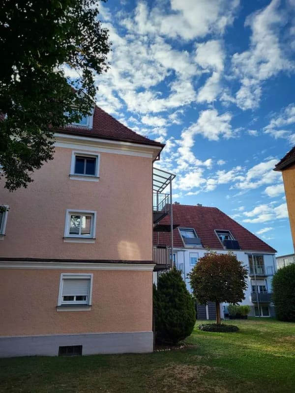 Immobilie in Burghausen - Attraktive Kapitalanlage in Burghausen | 2-Zimmer-Wohnung mit Balkon und TG | Provisionsfrei - Bild 3