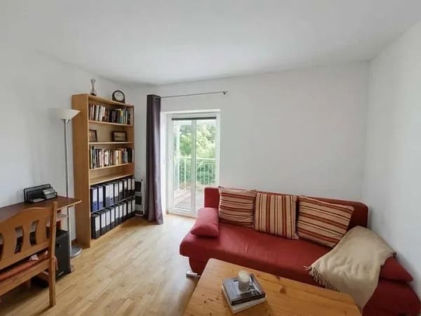 Immobilie in Burghausen - Attraktive Kapitalanlage in Burghausen | 2-Zimmer-Wohnung mit Balkon und TG | Provisionsfrei - Bild 4