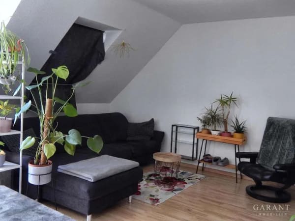 Immobilie in Baiersdorf - 3 Zimmer-Dachgeschosswohnung in Baiersdorf - Stellplatz, Balkon, Dachboden und Renditechance - Bild 2