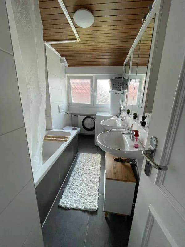 Immobilie in Filderstadt - Tolle 4 - Zimmerwohnung mit großem Balkon - Provisionsfrei! - Bild 2