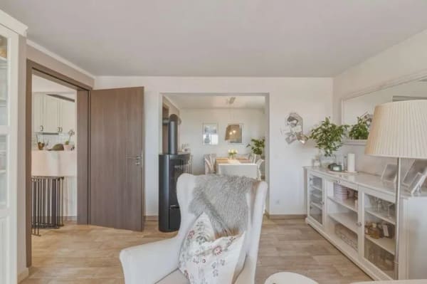 Immobilie in Aichelberg - Großzügiges Dreifamilienhaus mit außergewöhnlich großem Grundstück in Aichelberg - Bild 4