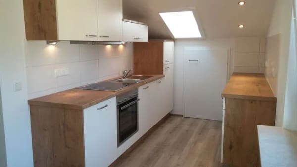 Immobilie in Inzell - Zur Kapitalanlage! Inzell - zentrale, helle 1-Zimmer-Dachgeschoßwohnung - provisionsfrei! - Bild 3
