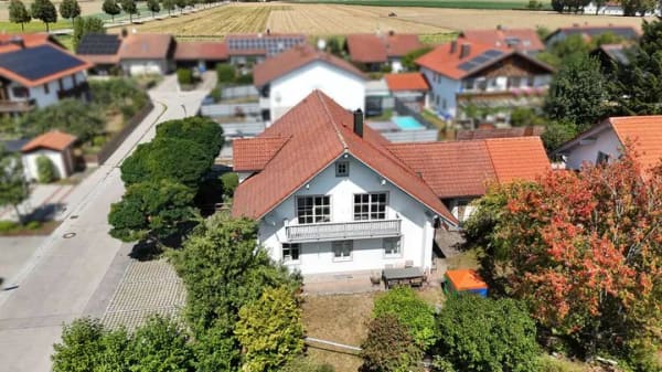 Immobilie in Mettenheim - Raum für Lebensentwürfe – Wohnen, Arbeiten oder Mehrgenerationen unter einem Dach - Bild 1