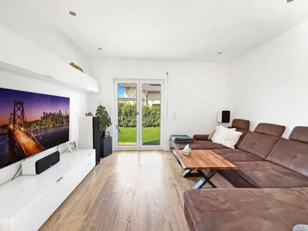 Immobilie in Steinweiler - Modernes Einfamilienhaus mit hochwertiger Ausstattung & Einzigartige Feldrandlage in Steinweiler - Bild 3