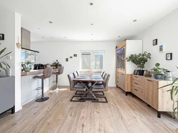 Immobilie in Steinweiler - Modernes Einfamilienhaus mit hochwertiger Ausstattung & Einzigartige Feldrandlage in Steinweiler - Bild 4