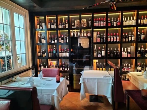 Immobilie in Weilburg - Restaurant, Hotel, Wohnung: historische Immobilie direkt am Schloss Weilburg ( Mietkauf möglich ) - Bild 3