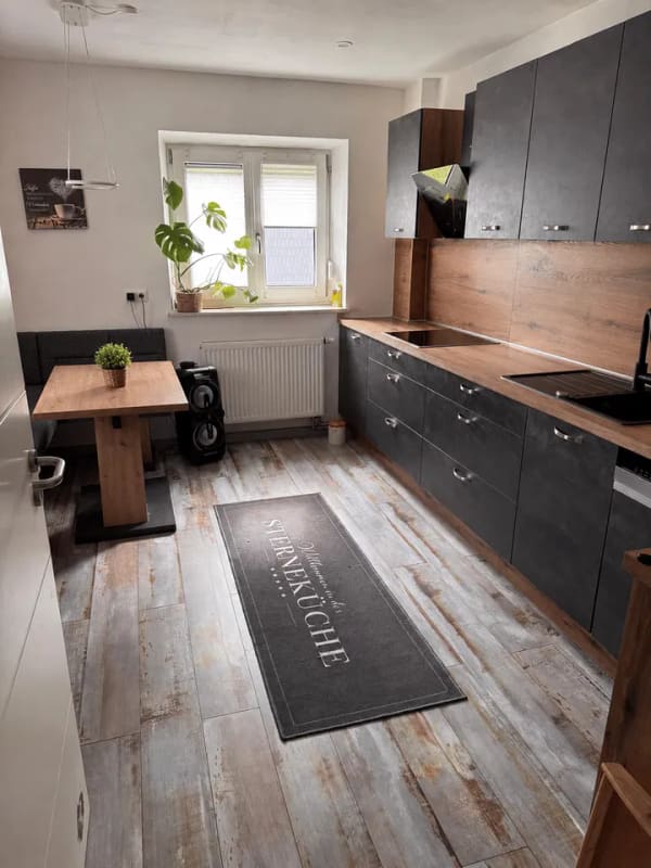 Immobilie in Trostberg - Ein Haus zum Ankommen – liebevoll modernisiert, mit Garten, Wintergarten & Doppelgarage - Bild 4