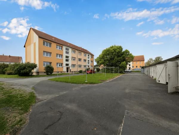 Immobilie in Herrnhut -  2-Zimmer-Eigentumswohnung mit Loggia und Garage – ideal für Eigennutzer oder Kapitalanleger - Bild 3