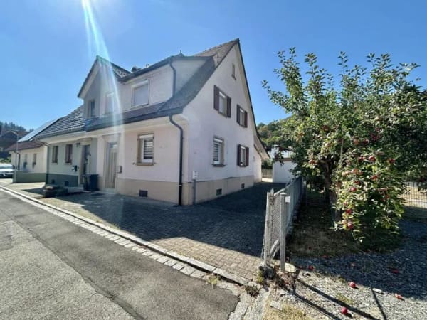 Immobilie in Schönau im Schwarzwald - Doppelhaushälfte in Schönau im Schwarzwald - Bild 2