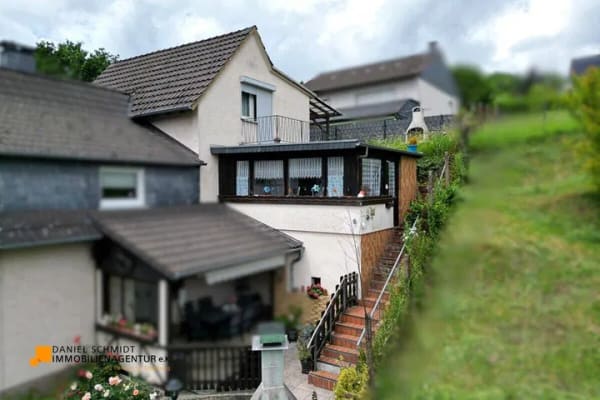 Immobilie in Engelskirchen - Eigentumswohnung im Zweifamilienhaus in attraktiver Lage von Engelskirchen - Bild 1