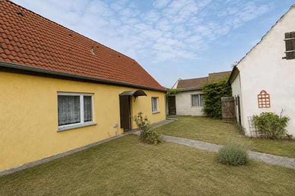 Immobilie in Genthin - Charmante Doppelhaushälfte mit großem Grundstück in ruhiger Lage von Genthin - Bild 2