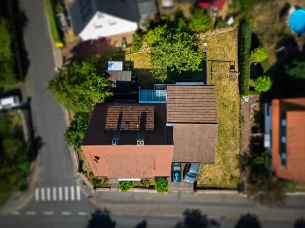 Immobilie in Kirchhain - Zweifamilienhaus in zentraler Lage von Kirchhain - Bild 2