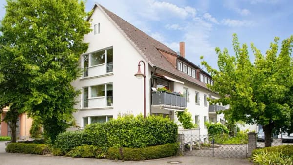 Immobilie in Breisach am Rhein - Exklusive 2-Zimmer-Wohnung im historischen Herzen von Breisach - Bild 2