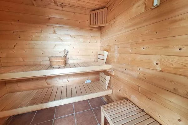 Immobilie in Hohenkirchen - Ostsee-Refugium! Idyllische Doppelhaushälfte mit liebevollem Garten & Sauna, nur 150 m zum Strand! - Bild 3