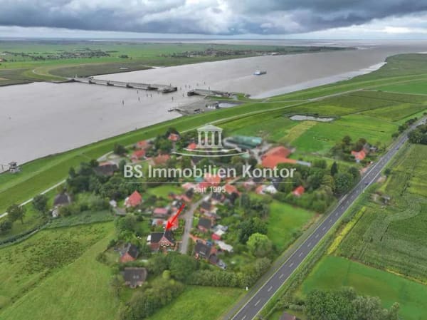 Immobilie in Moormerland - Gandersum! Gepflegtes Einfamilienhaus mit Garage und Gartenanlage in idyllischer Lage! - Bild 2