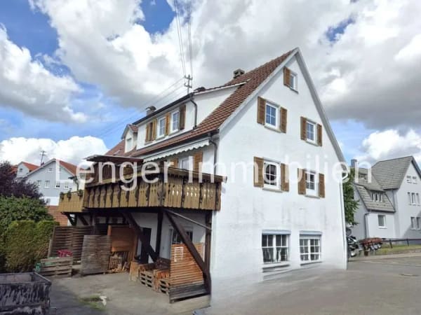 Immobilie in Hechingen - Ältere Doppelhaushälfte in ruhiger, zentrumsnaher Lage von Hechingen - Bild 0