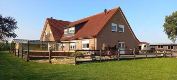 Immobilie in Emlichheim - Renovierter Zweifamilienhof (für Tier- und Pferdeliebhaber) 2 separate Häuser in ruhiger Alleinlage - Bild 1
