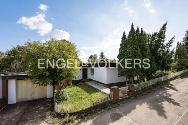 Immobilie in Treuchtlingen - Wohnen im Grünen - Bungalow mit vielfältigen Gestaltungsmöglichkeiten - Bild 0