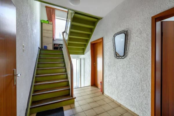 Immobilie in Langenhagen - Charmantes MFH im klassischen Kaffemühlenstil mit Anbau und ca. 580 m² Grundstück - Bild 3