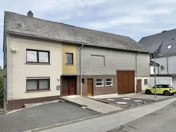 Immobilie in Kisselbach - Wohnen im Ortskern: Viele
Möglichkeiten zum kleinen Preis - Bild 0