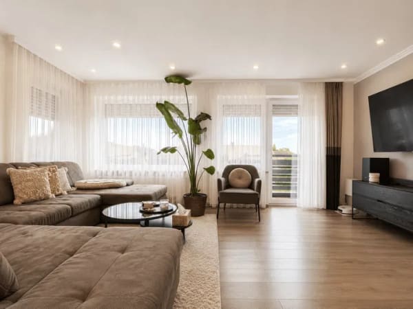 Immobilie in Tiefenbach - Umfangreich modernisiertes Zweifamilienhaus mit Garten und vielseitiger Zusatzfläche - Bild 3