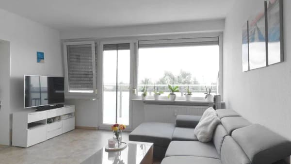 Immobilie in Steinbach - Kapitalanlage: Vermietete 2-Zimmer-Wohnung mit Ausblick auf Frankfurt - Bild 2