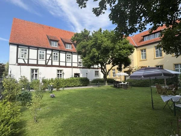 Immobilie in Welver - Wohnen mit Geschichte - charmante 2-Zimmer-Wohnung im ehemaligen Kloster - Bild 1
