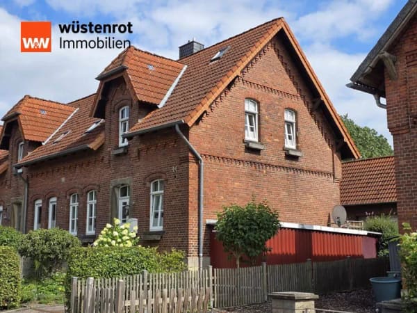 Immobilie in Obernkirchen - Modernisierte Doppelhaushälfte mit kleinem Garten im angenehmen Wohnumfeld! - Bild 0
