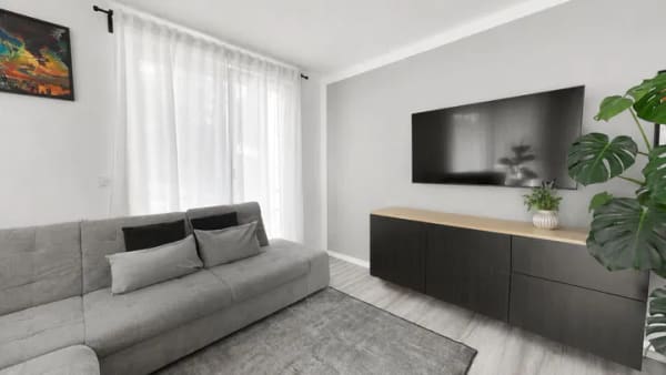 Immobilie in Burgau - Gepflegte 3 Zimmerwohnung 1.OG und Wohnung im großzügigem, ausgebautem Dachgeschoss - ZWEI Eingänge - Bild 3