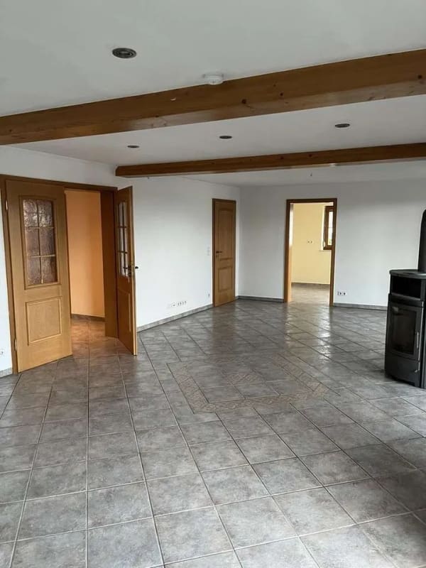 Immobilie in Rottenburg am Neckar - Wohnraum für Alle - 5 Zimmer, 170qm, 2 Bäder, Schwedenofen, Balkon, Aussicht - Bild 0