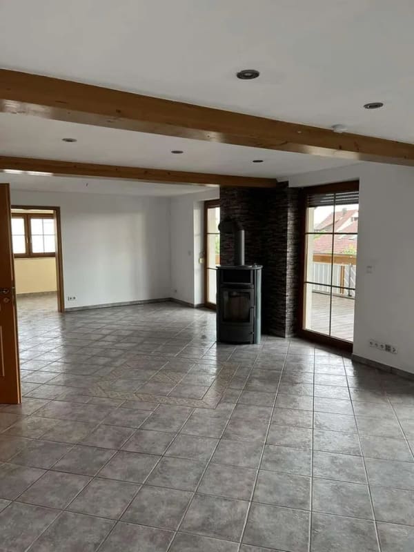 Immobilie in Rottenburg am Neckar - Wohnraum für Alle - 5 Zimmer, 170qm, 2 Bäder, Schwedenofen, Balkon, Aussicht - Bild 2