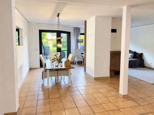 Immobilie in Nottuln - Großzügiges Reihenmittelhaus mit Garten, Kamin und 6 Zimmern in ruhiger Lage von Appelhülsen - Bild 2