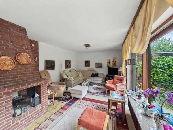 Immobilie in Schönkirchen - Einfamilienhaus mit viel Platz, Potenzial und liebevoll angelegtem Garten in Schönkirchen - Bild 3